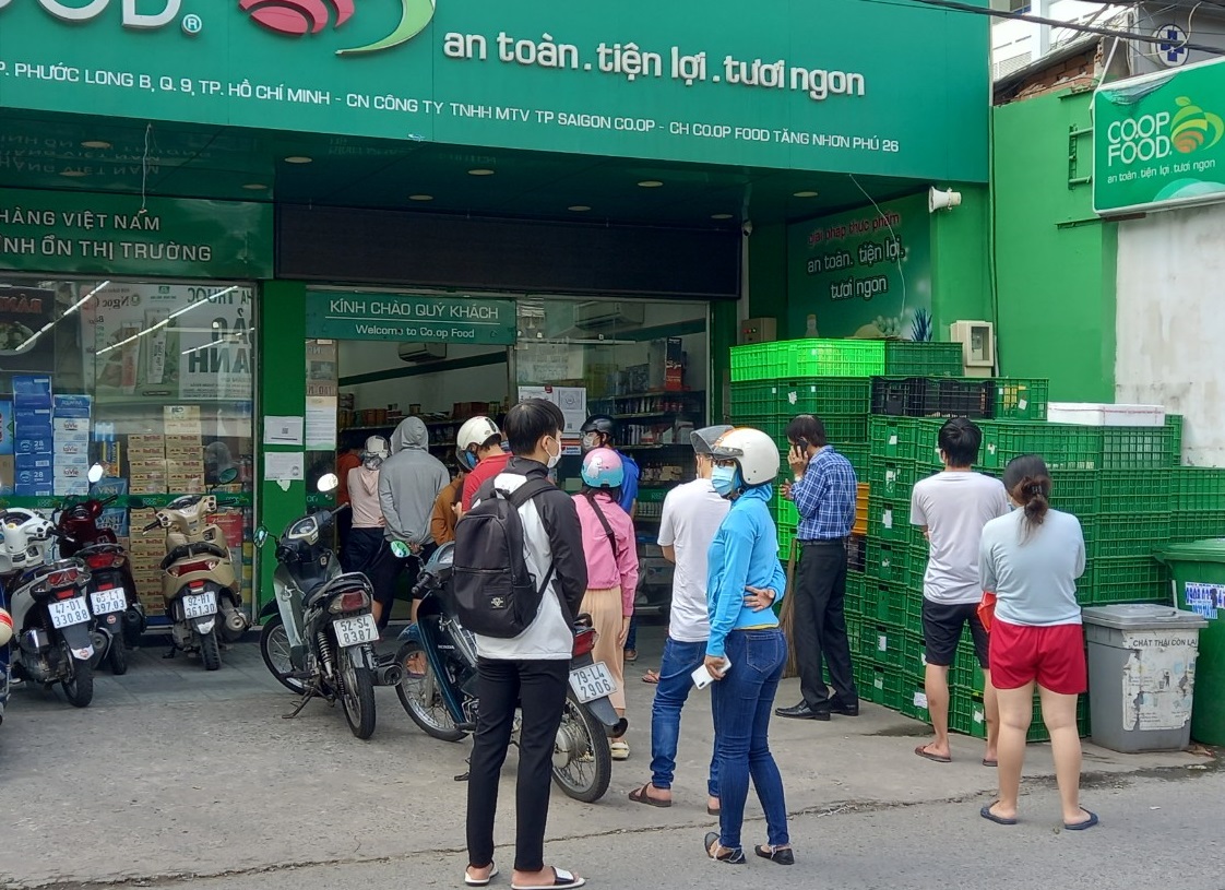 Những địa điểm cung cấp hàng hóa thiết yếu tại Hà Nội