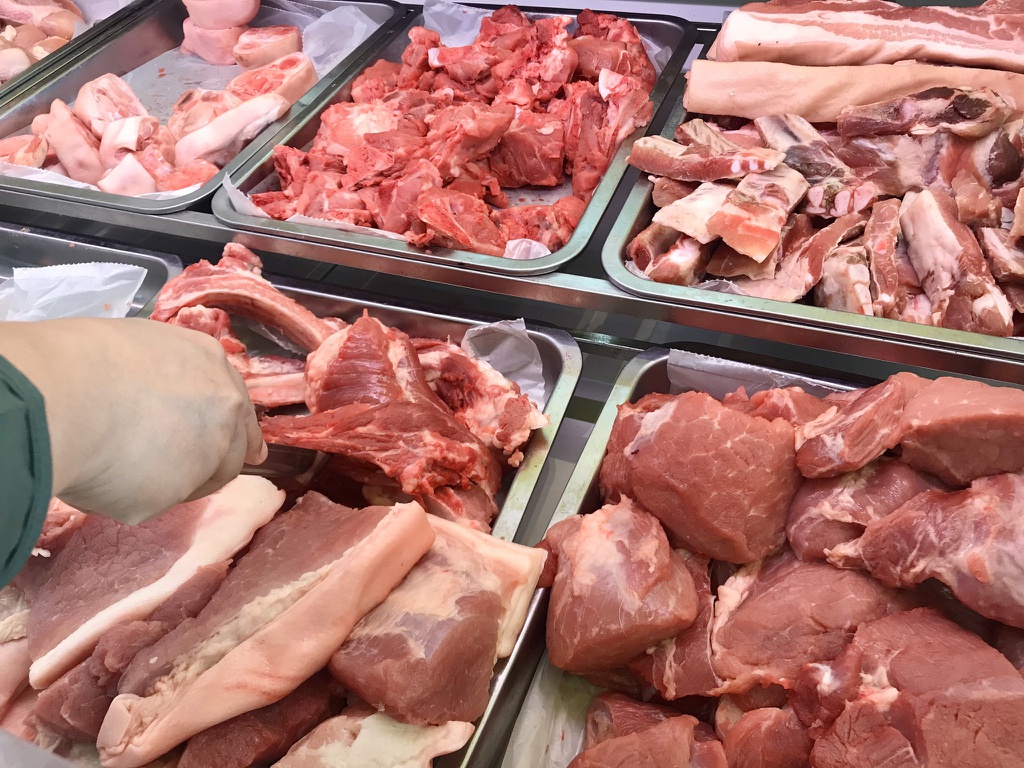Nhiều quốc gia đẩy mạnh xuất khẩu thịt heo sang Trung Quốc